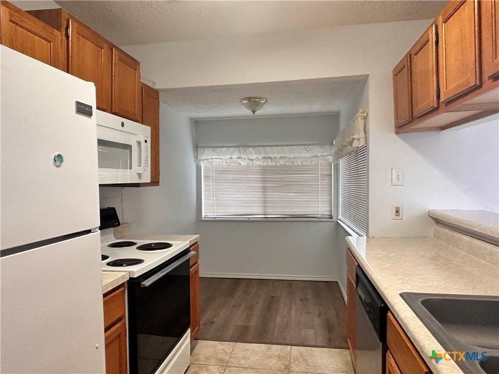 158 Stockmen Ln - Photo 6 of 20