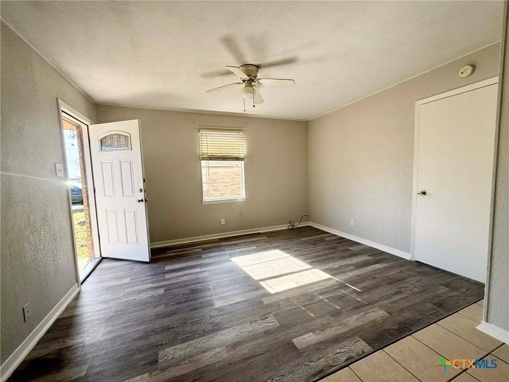 1805 N W S Young Dr - Photo 2 of 16