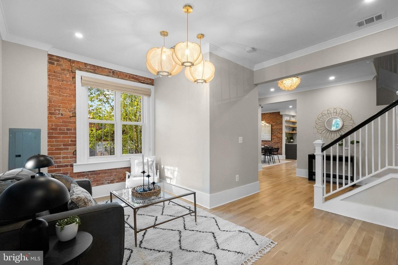 1616 Kilbourne Pl Nw - Photo 3 of 50