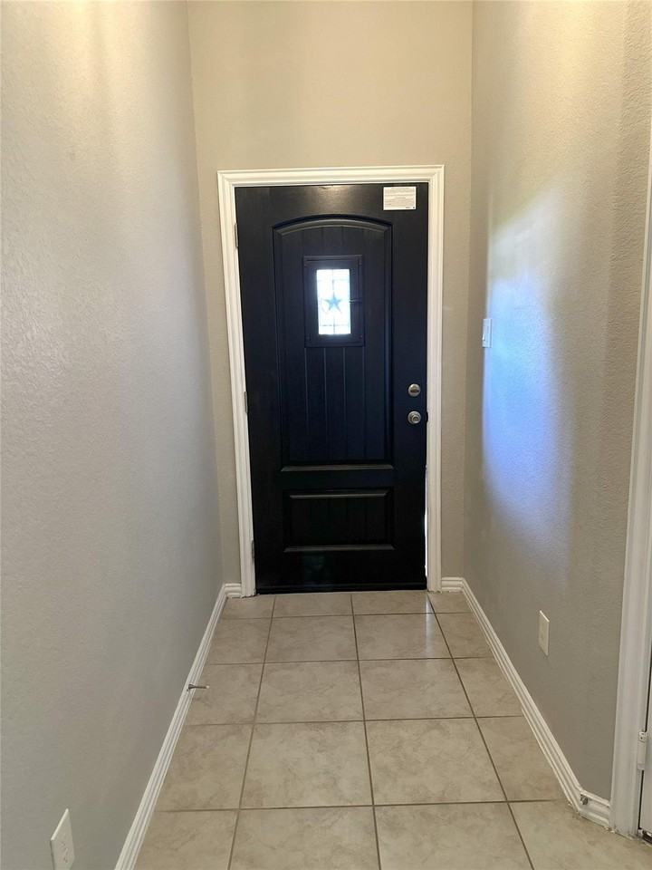 16702 Peralta Bay Cir - Photo 3 of 15