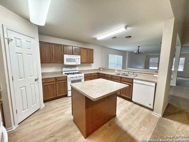 2031 Wormack Way - Photo 6 of 28