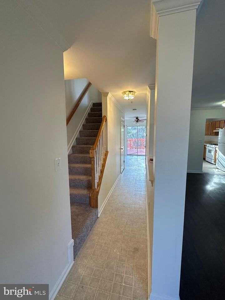 4908 Lockard Dr - Photo 3 of 25