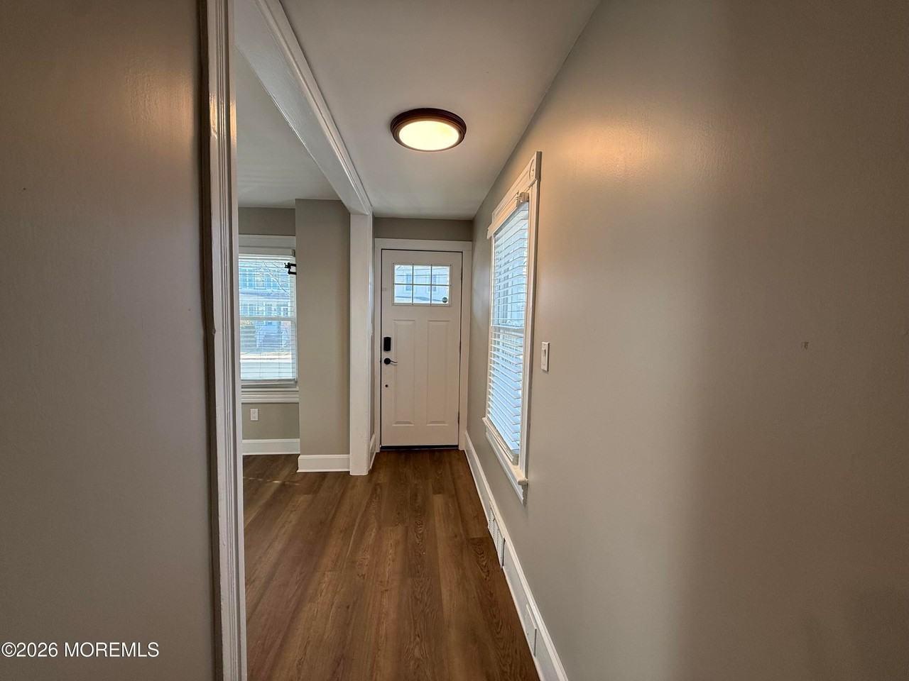 30 Conover St - Photo 5 of 38