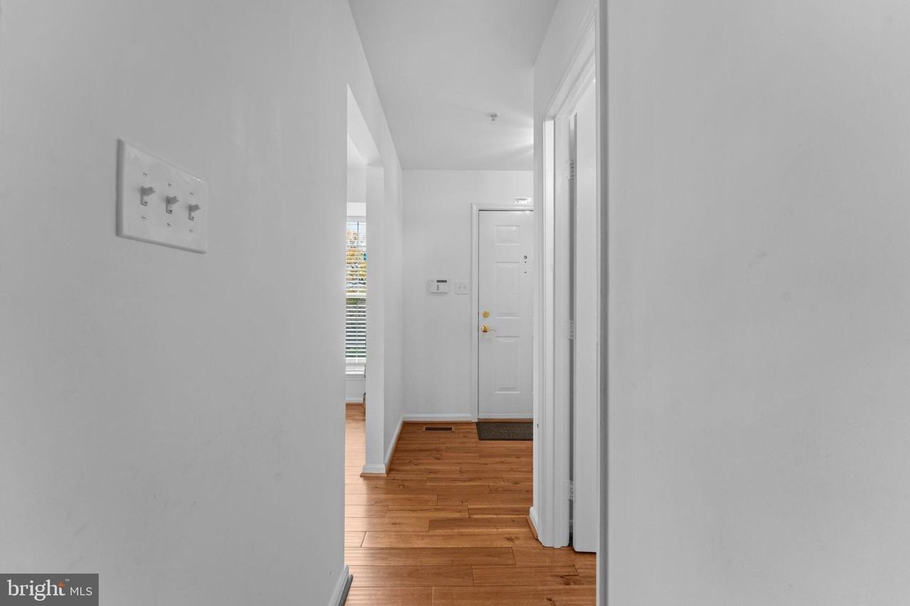 12705 Hawkshead Ter - Photo 6 of 48