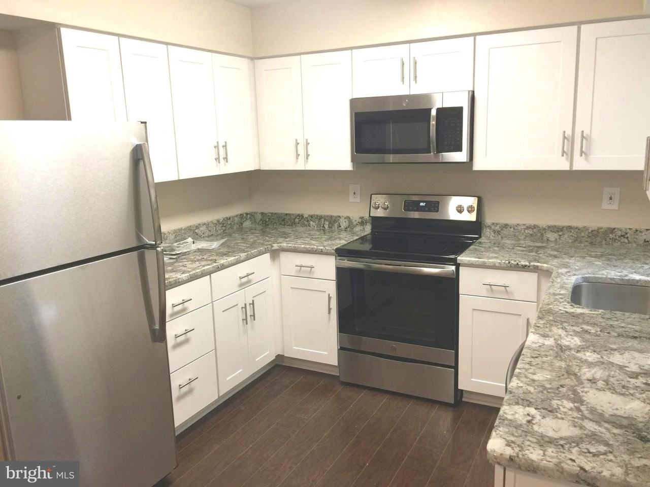 5324 King Charles Way - Photo 4 of 14