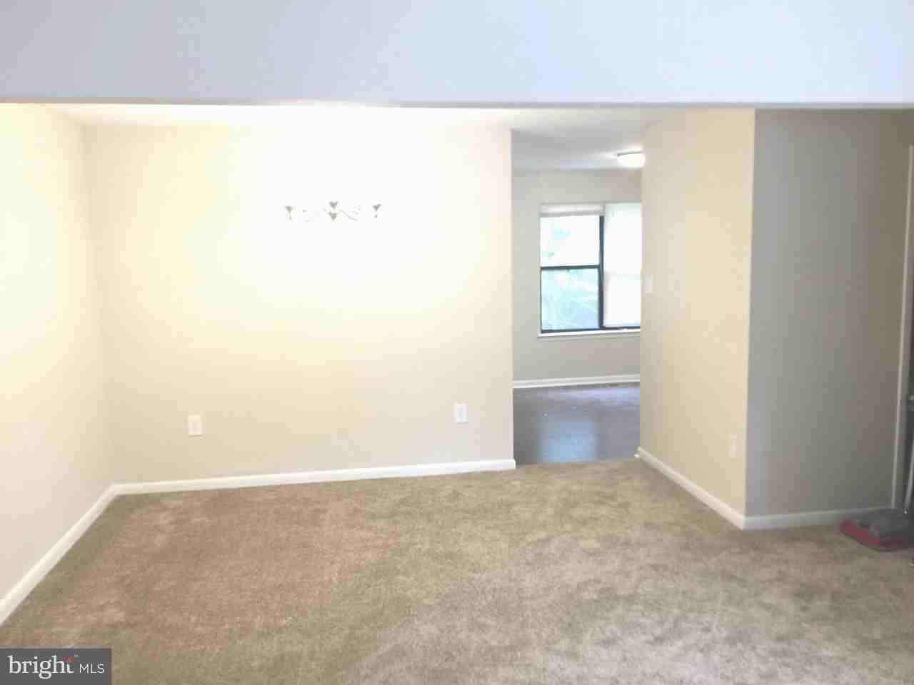 5324 King Charles Way - Photo 6 of 14