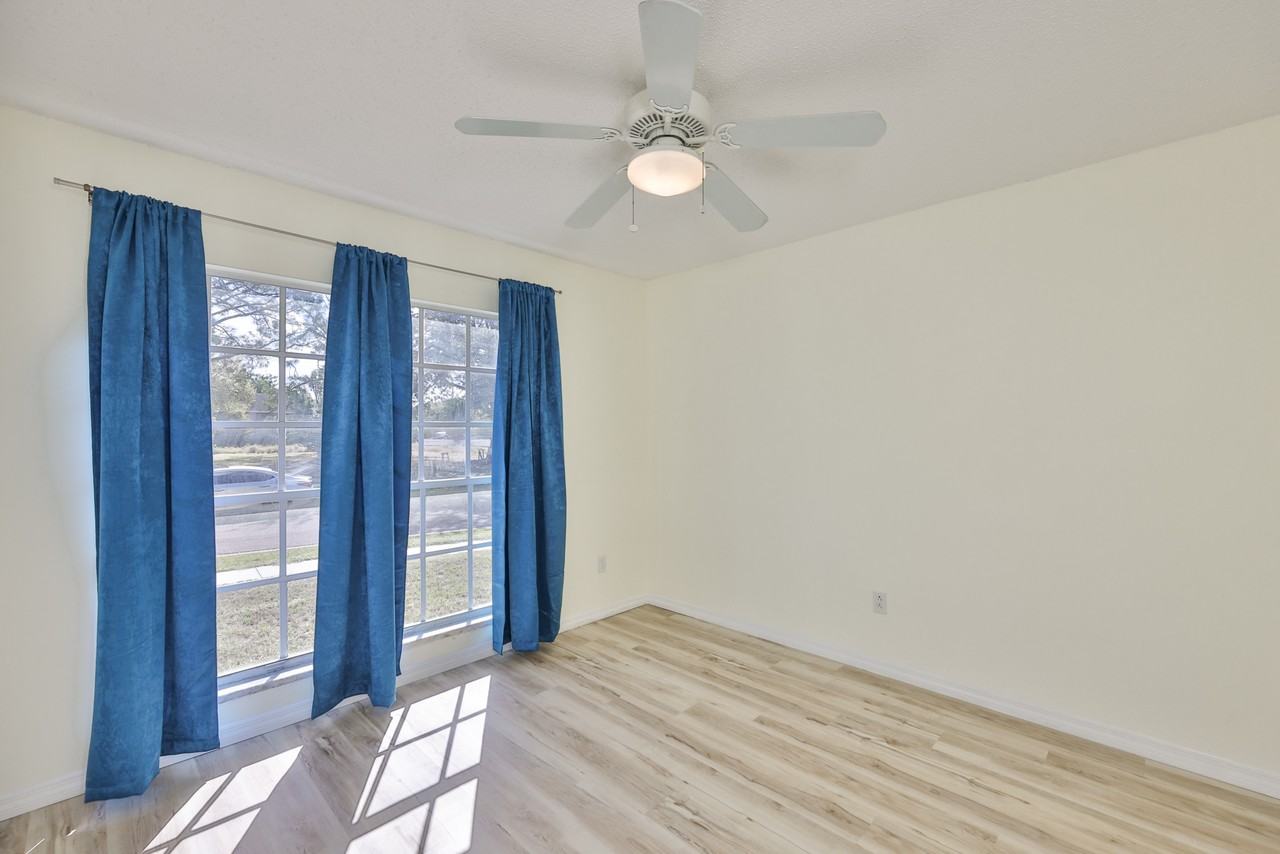 219 Island Water Way - Photo 6 of 34