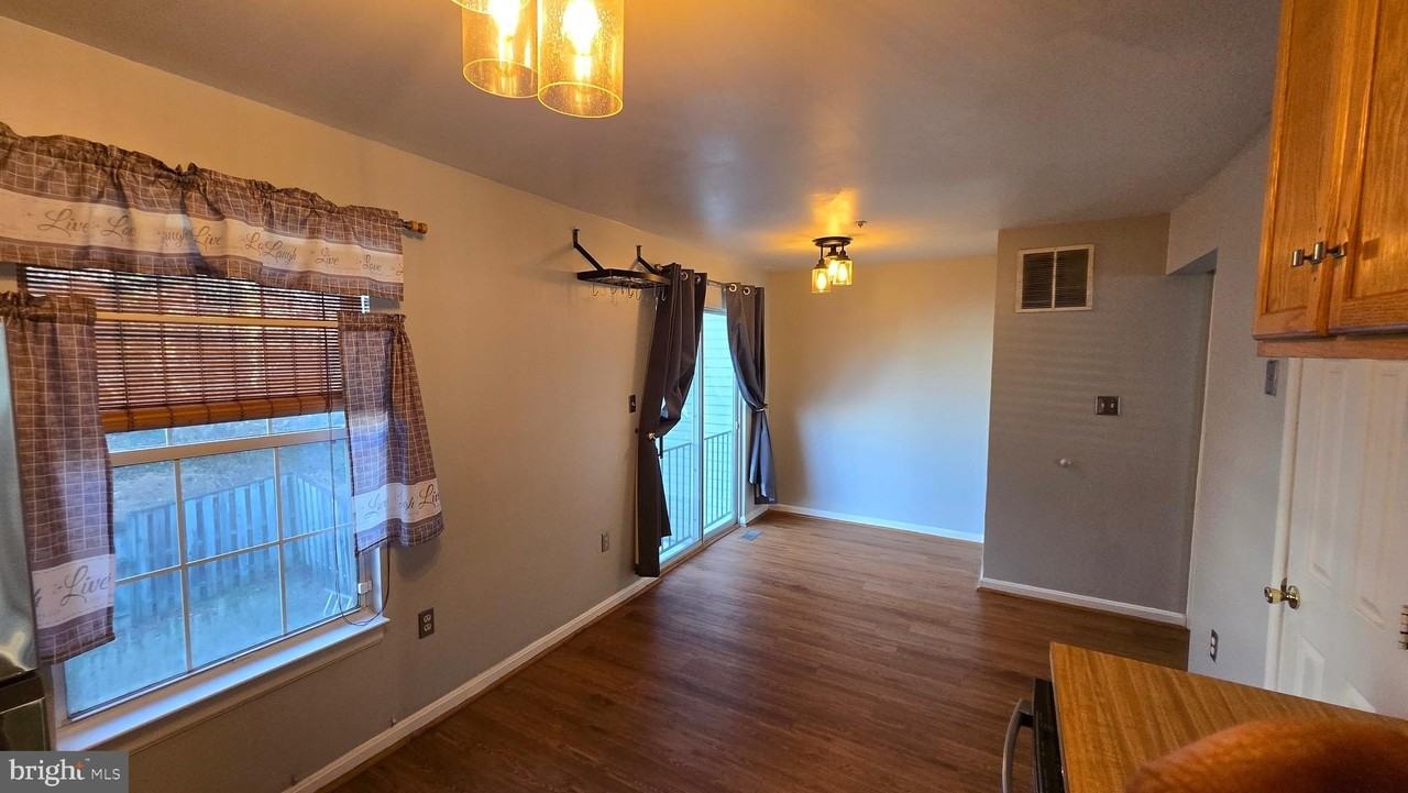 6565 Ronald Rd - Photo 6 of 20