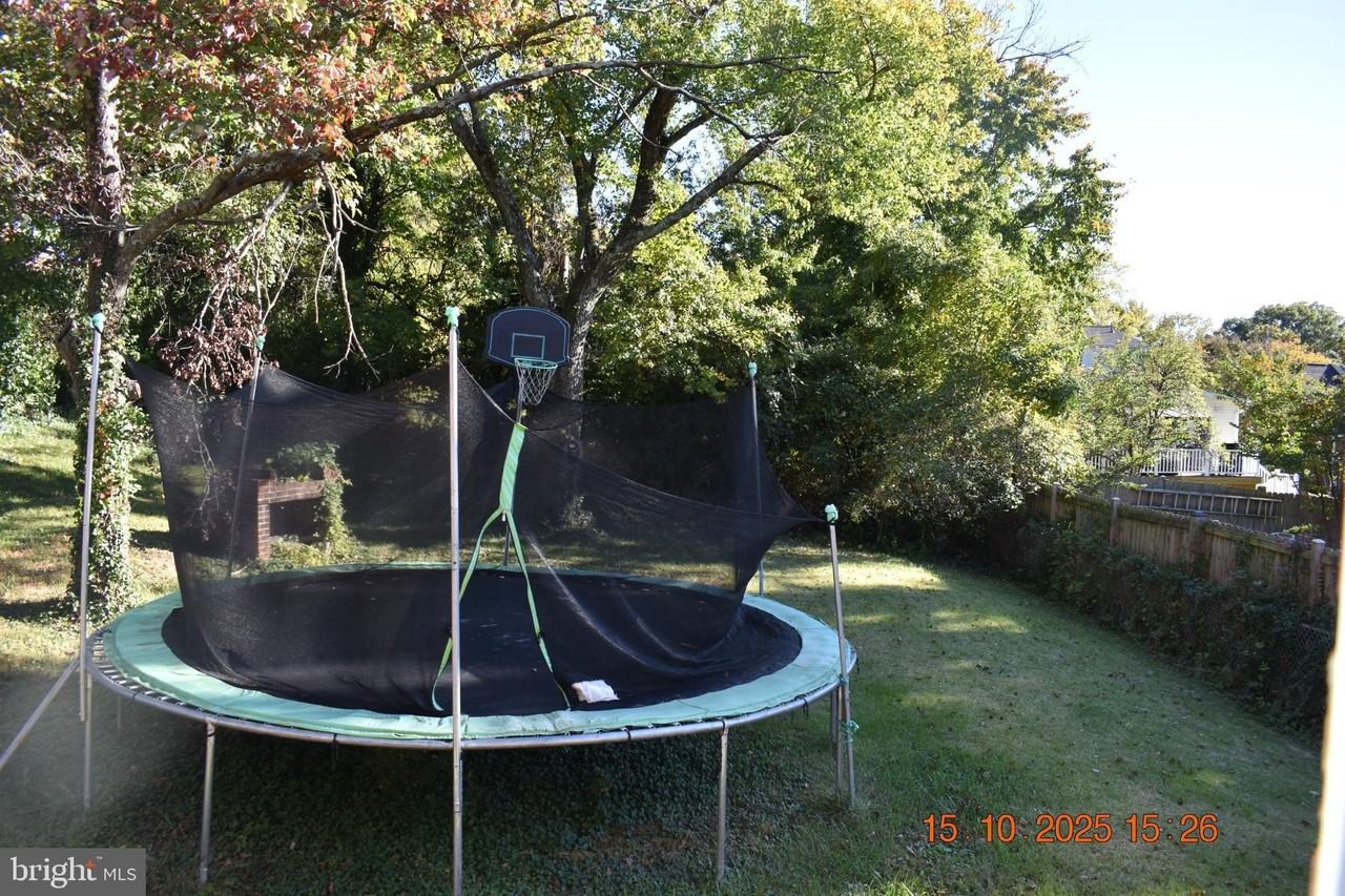 3425 Rutgers St - Photo 3 of 10