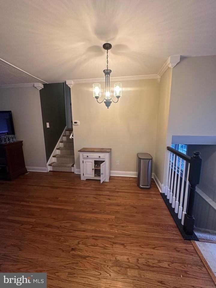 649 Miami Rd - Photo 6 of 11