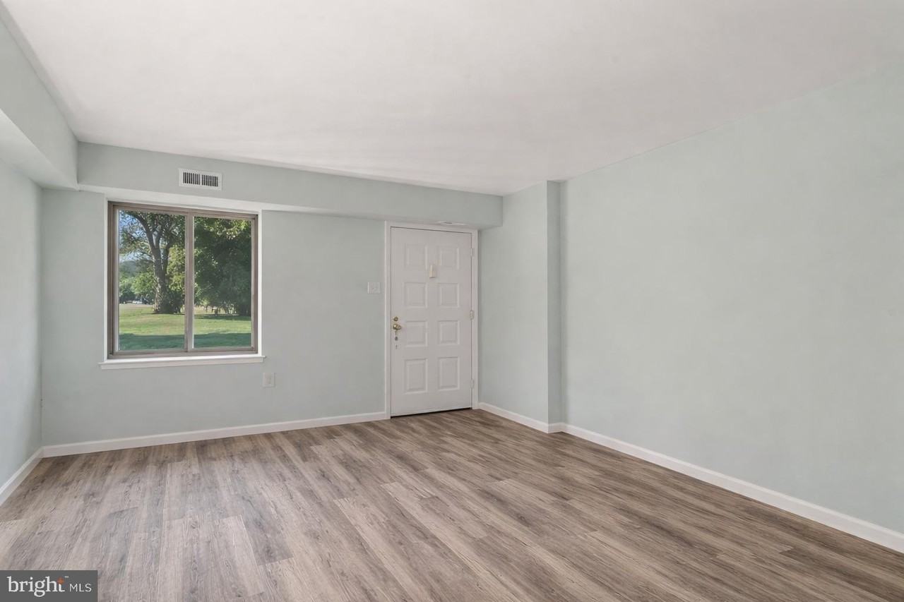 4702-A Chelsea Ct - Photo 5 of 21