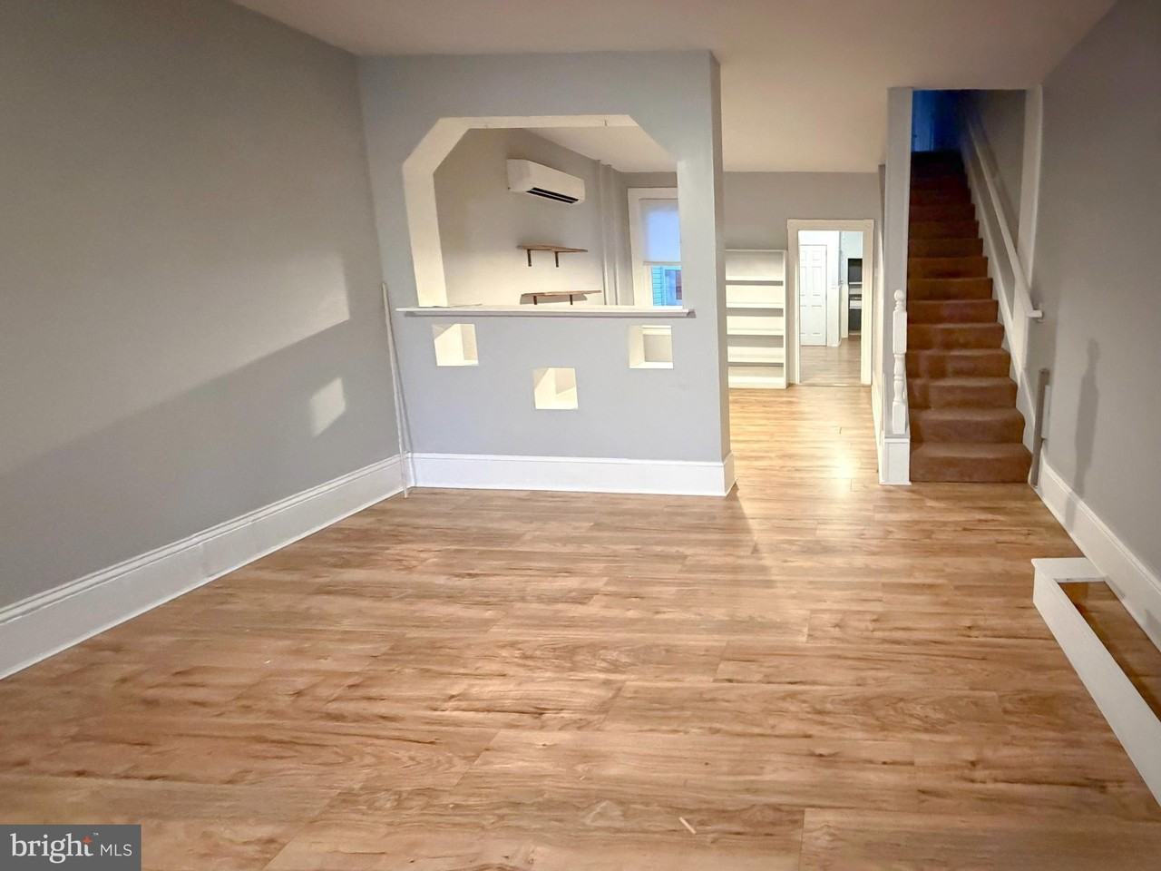 606 N Mary St - Photo 2 of 14