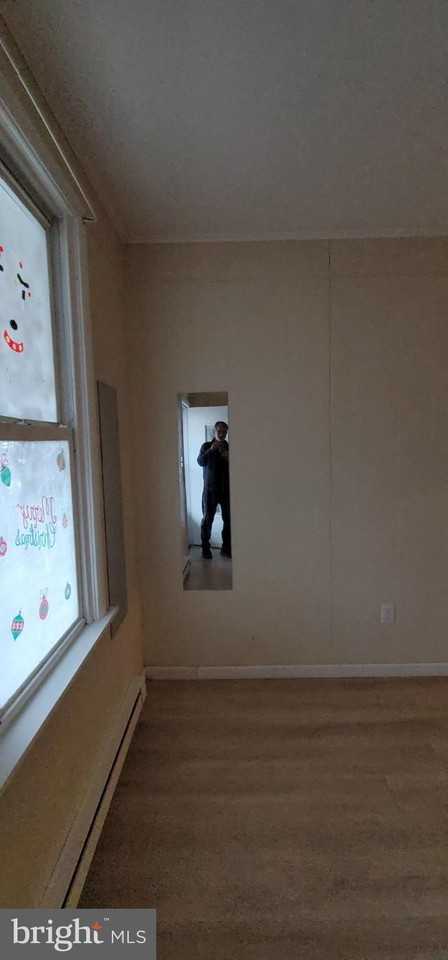 939 W Pine St - Photo 5 of 23