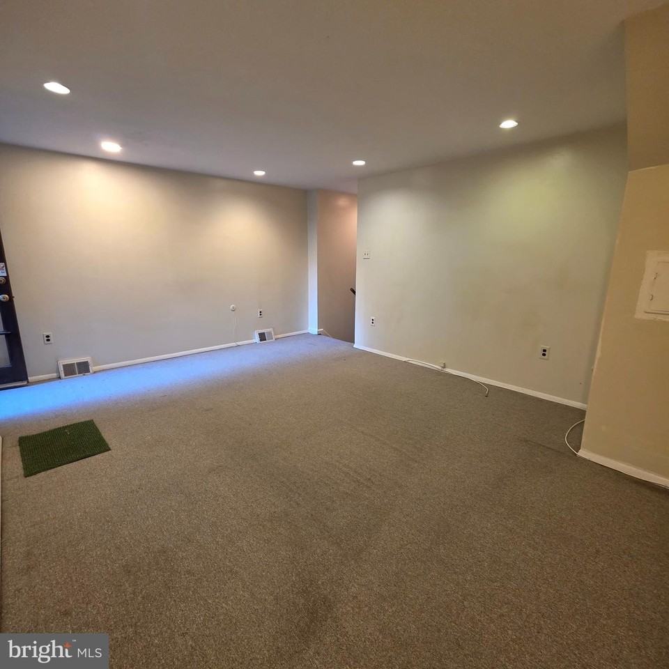 740 E Passyunk Ave Unit A #A - Photo 7 of 20