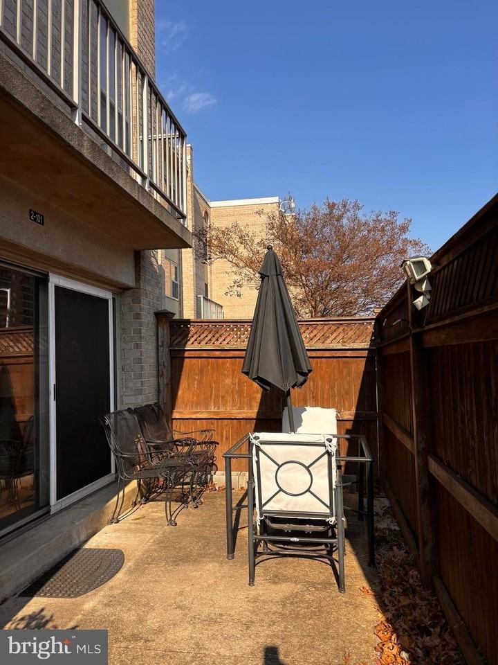 2 Canterbury Sq Apt 101 #101 - Photo 3 of 37