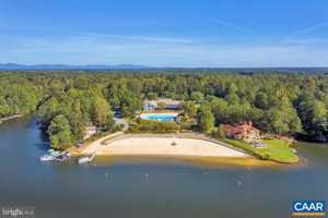 featured image of 364 Jefferson Dr