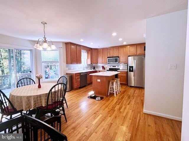 364 Jefferson Dr - Photo 5 of 32