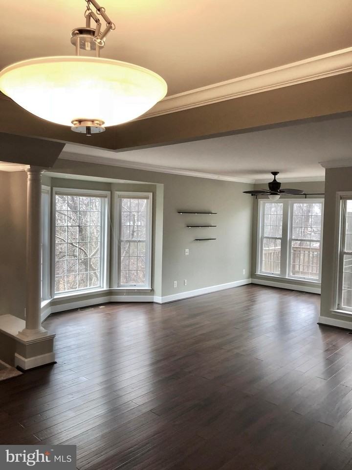 2472 Terra Cotta Cir - Photo 4 of 28