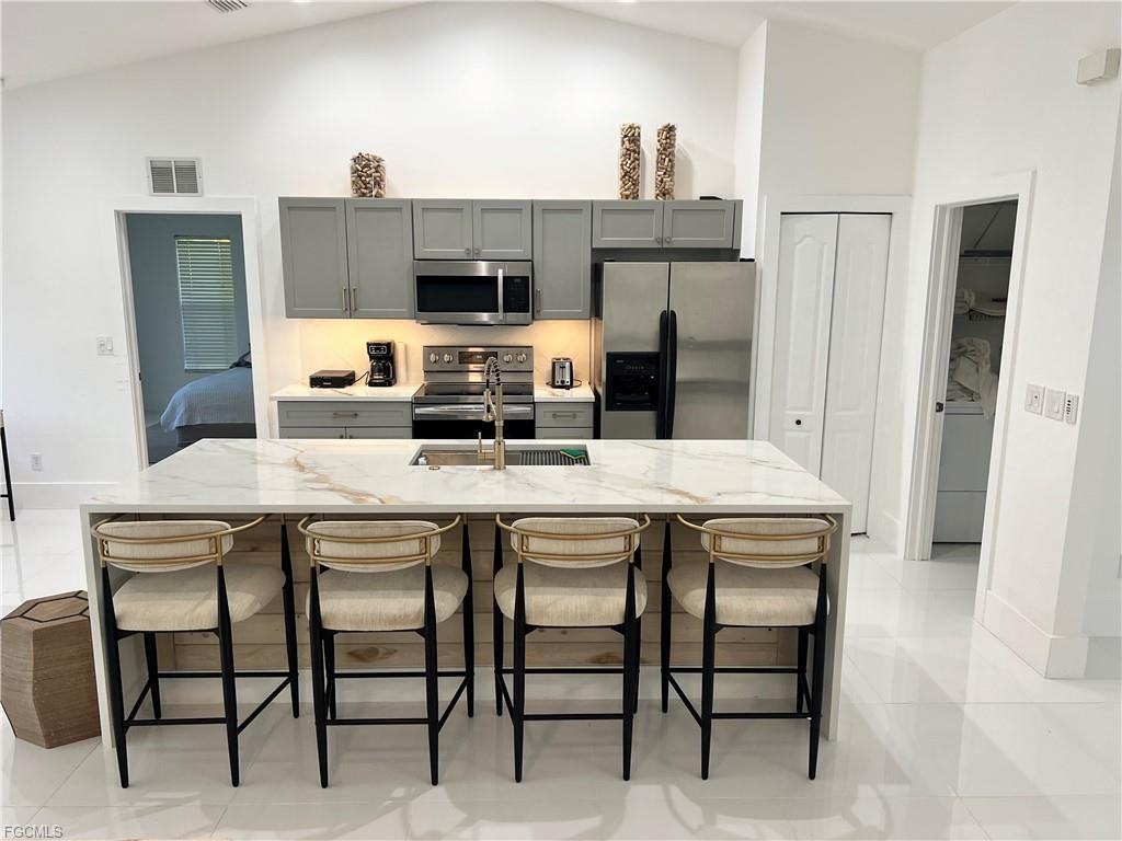 27300 Imperial Oaks Cir - Photo 3 of 8