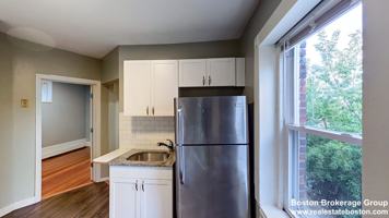 featured image of 4A Weld Ave #2