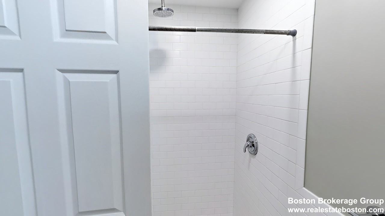 4A Weld Ave #2 - Photo 6 of 9