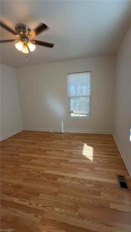 4967 Trent Hill Dr - Photo 5 of 17