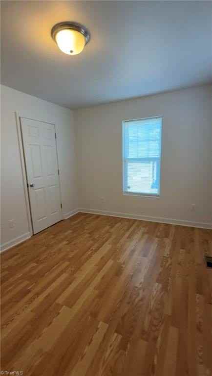 4967 Trent Hill Dr - Photo 7 of 17