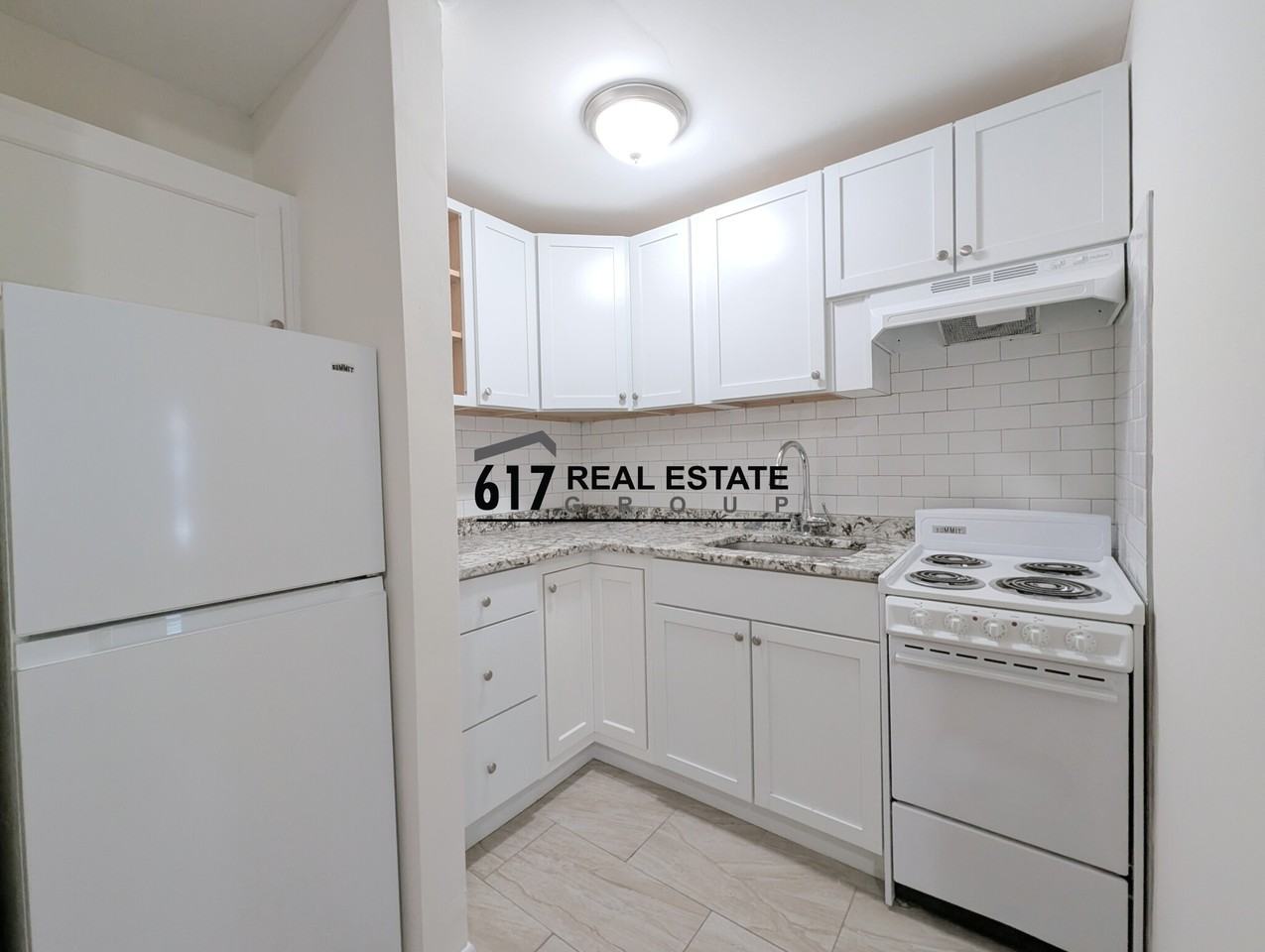 1315 Commonwealth Ave #208 - Photo 3 of 10