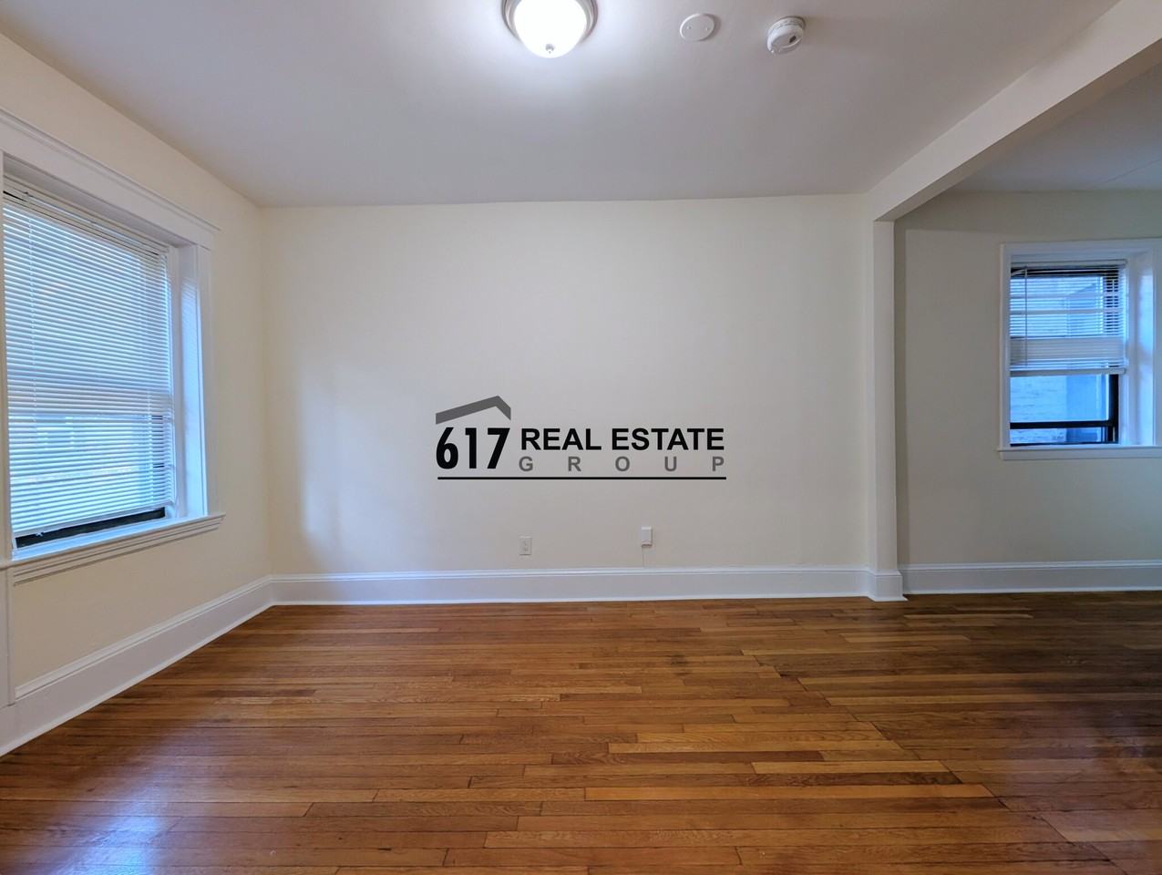 1315 Commonwealth Ave #208 - Photo 7 of 10