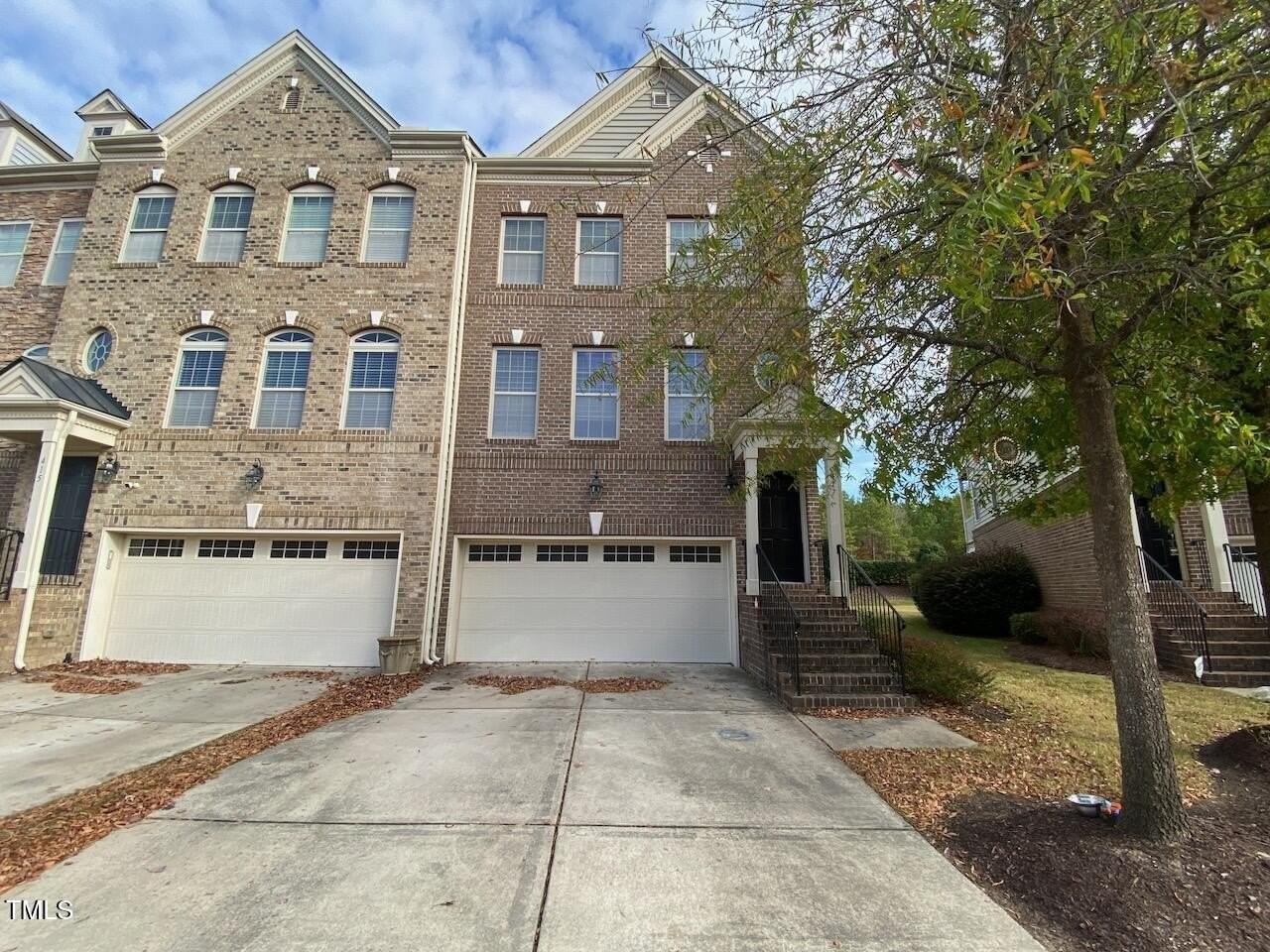 417 Panorama Park Pl - Photo 3 of 30