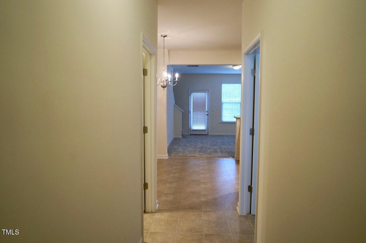 724 Maypearl Ln - Photo 4 of 21