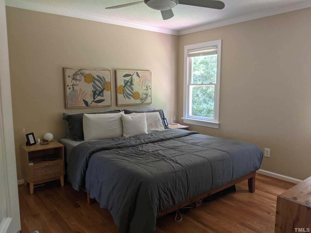 102 Carrousel Ln - Photo 6 of 26