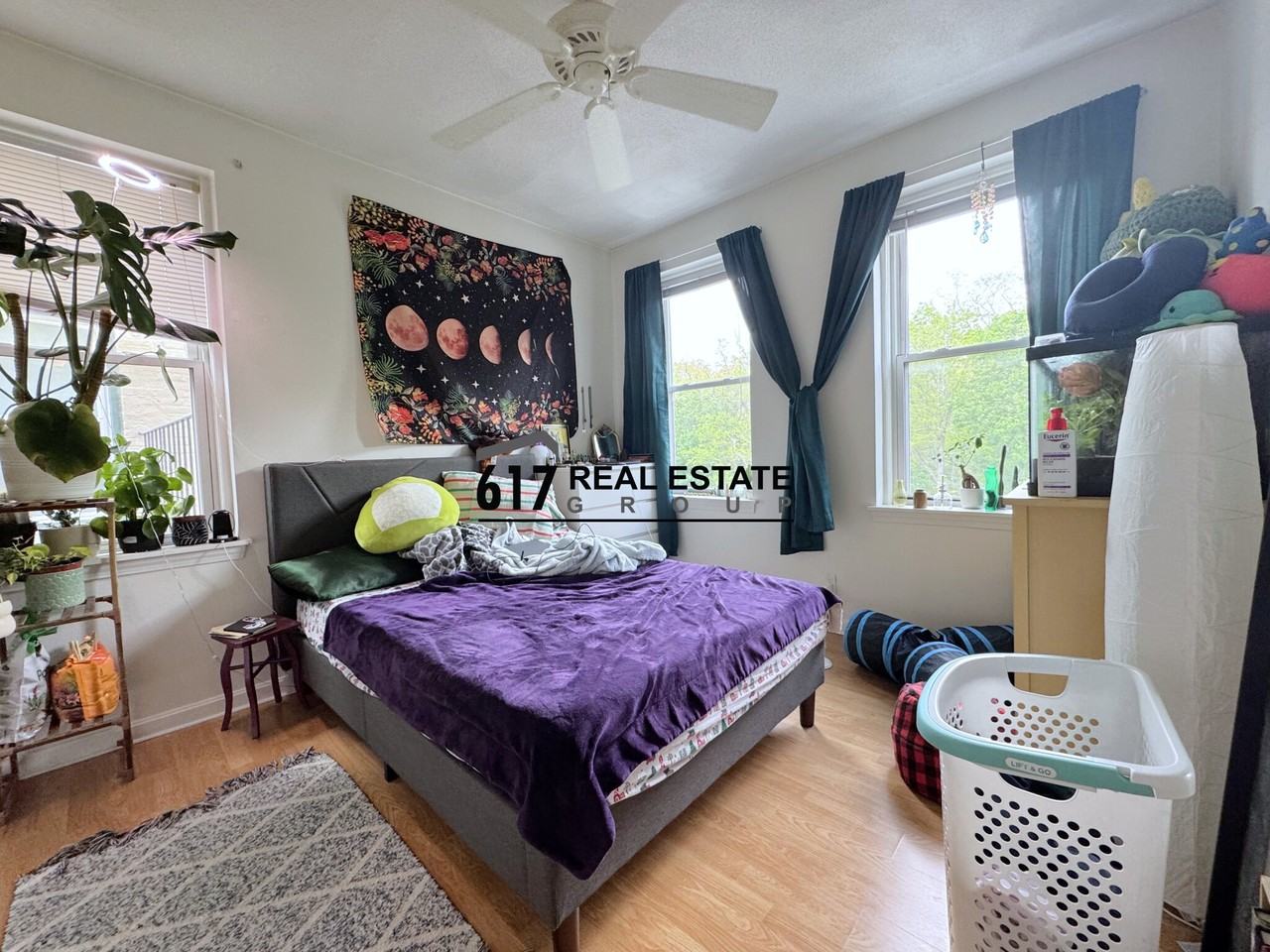 1409 Commonwealth Ave #403 - Photo 4 of 5