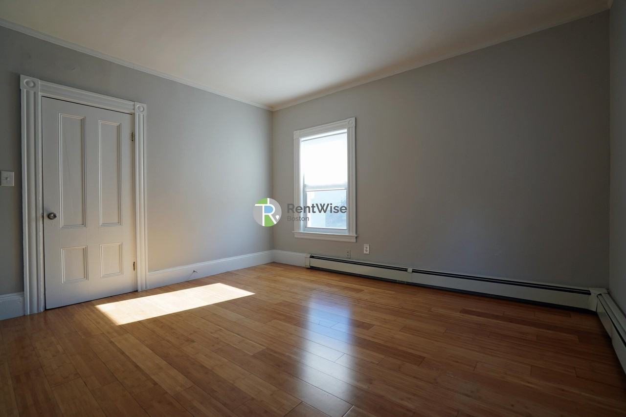 50A Winship St #2 - Photo 5 of 25