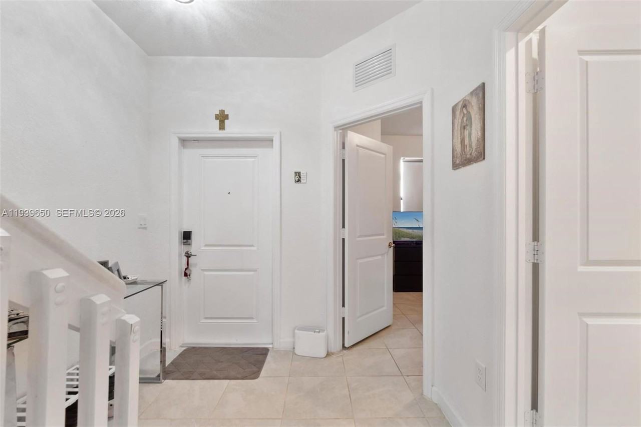 13250 Sw 285th St #13250 - Photo 3 of 8