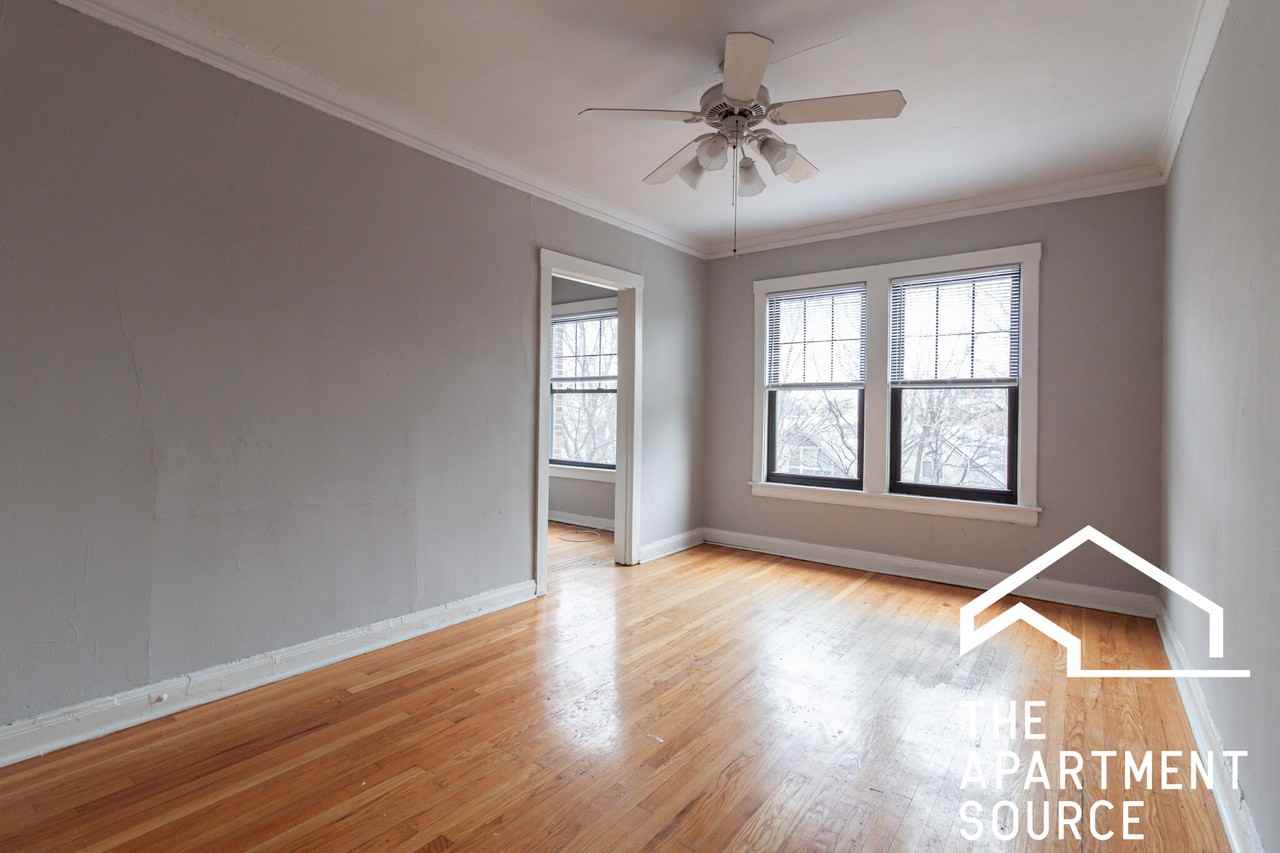 3002 N Racine Ave #3