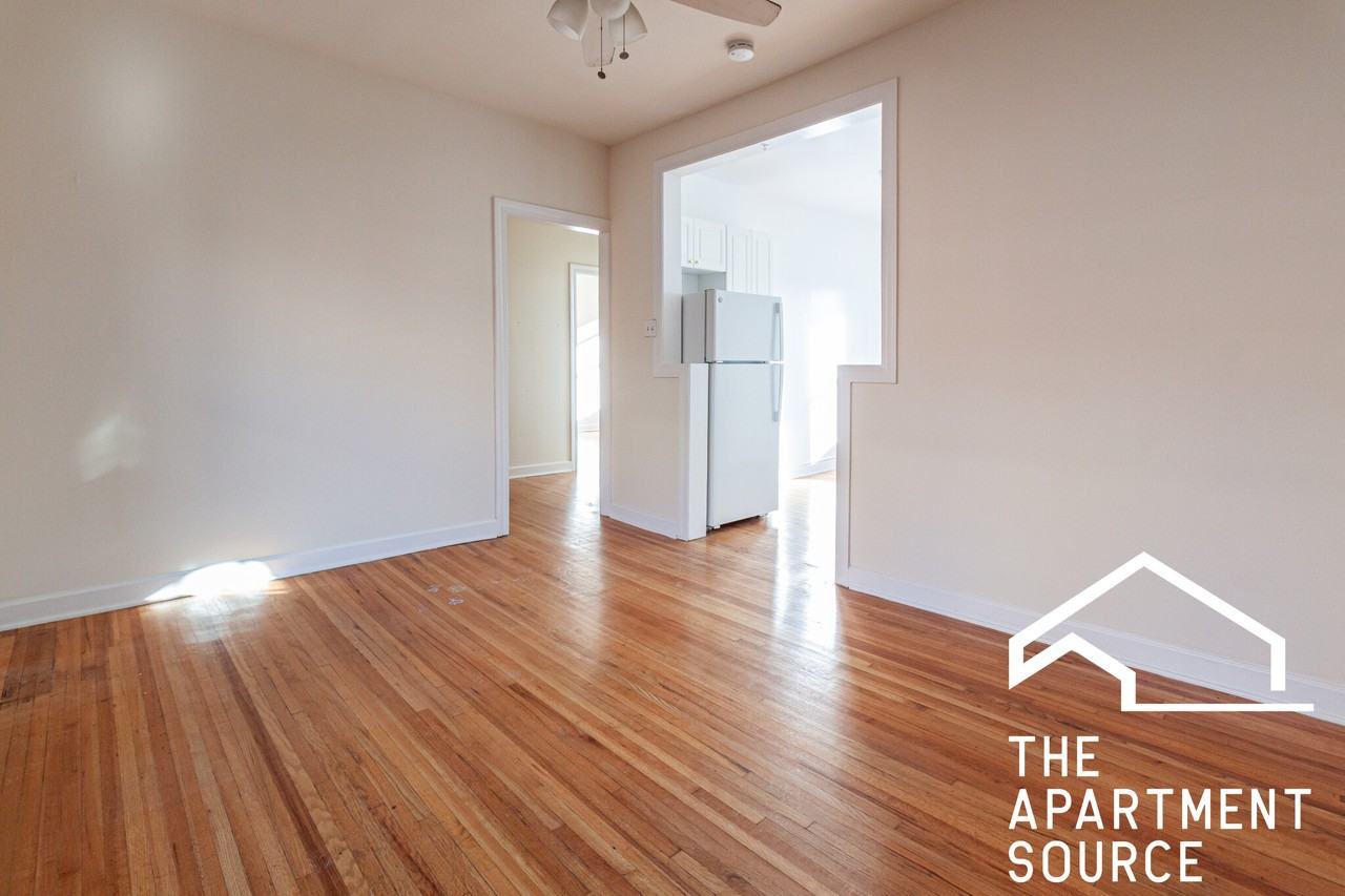 N Fremont St #W3 - Photo 2 of 11