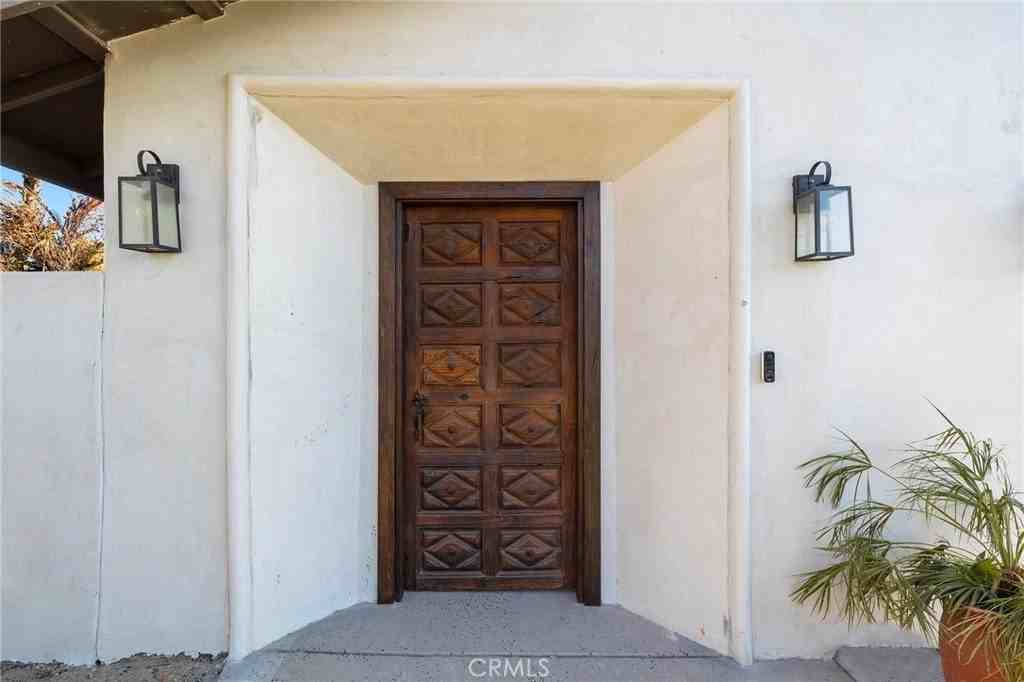 68645 Tachevah Dr - Photo 2 of 48