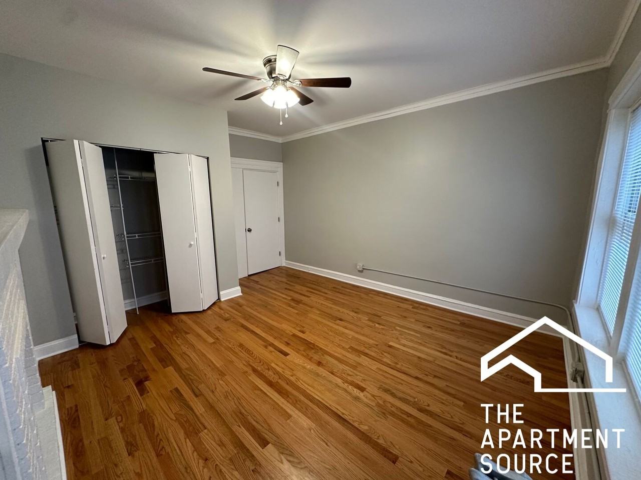 4902 N Saint Louis Ave #2E - Photo 5 of 8