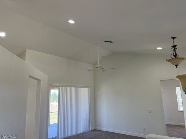 390 Palomar Ave - Photo 3 of 8