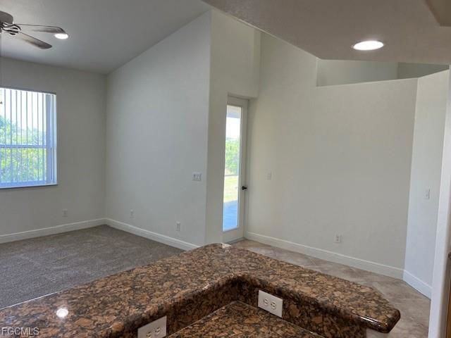 390 Palomar Ave - Photo 4 of 8