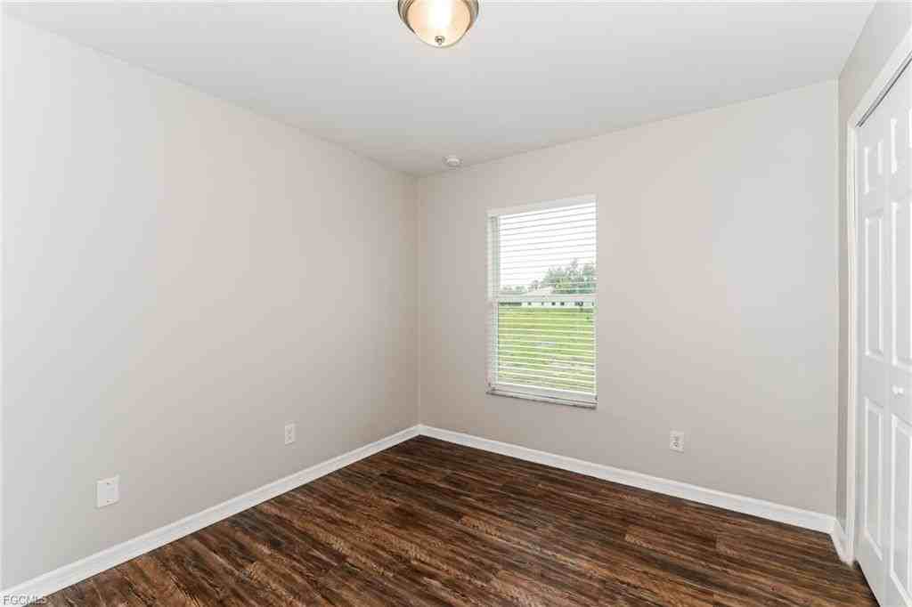 11 W 9th St - Photo 7 of 8