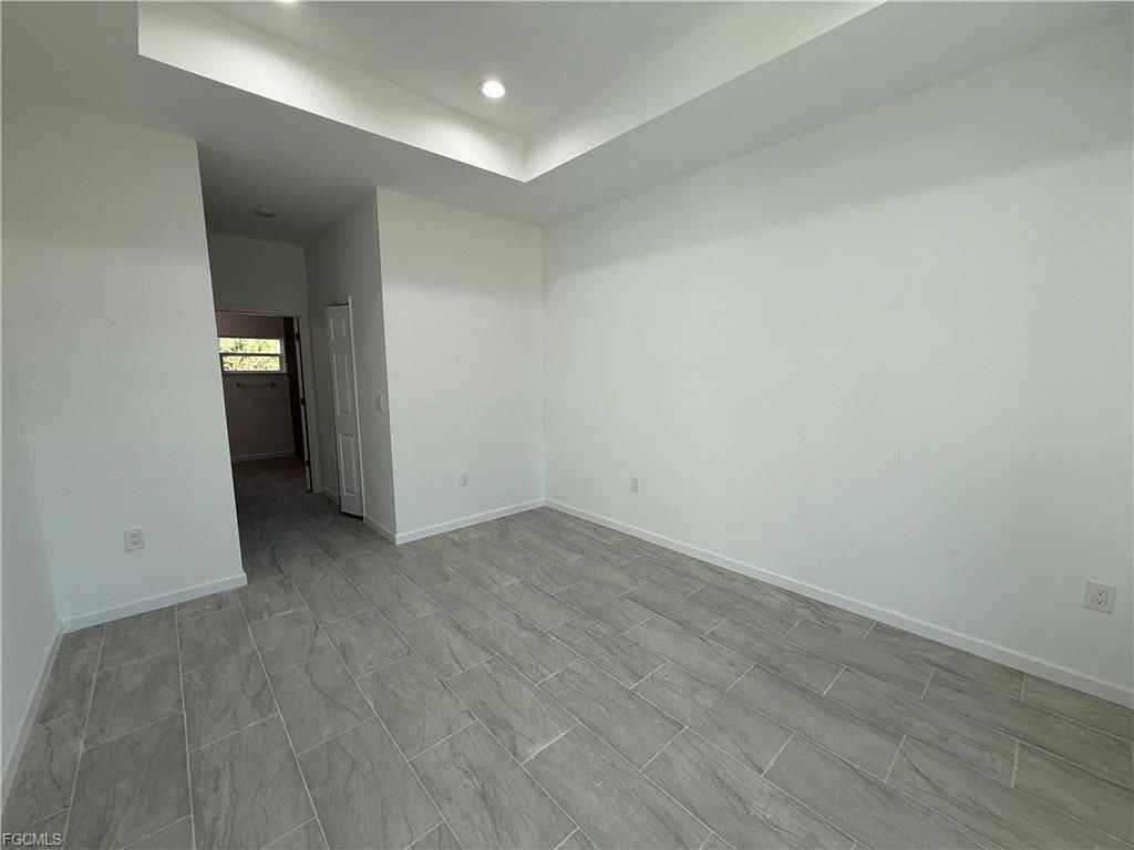 1014 Lakeside Dr - Photo 6 of 8