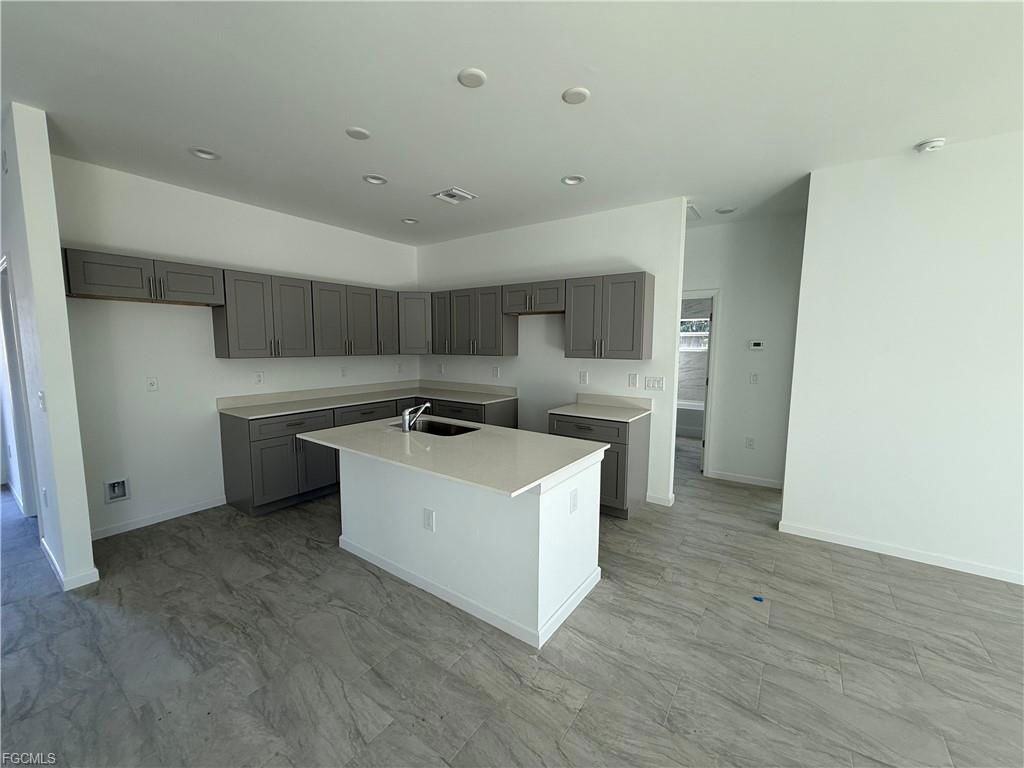 1906 Vesper Ct - Photo 6 of 8