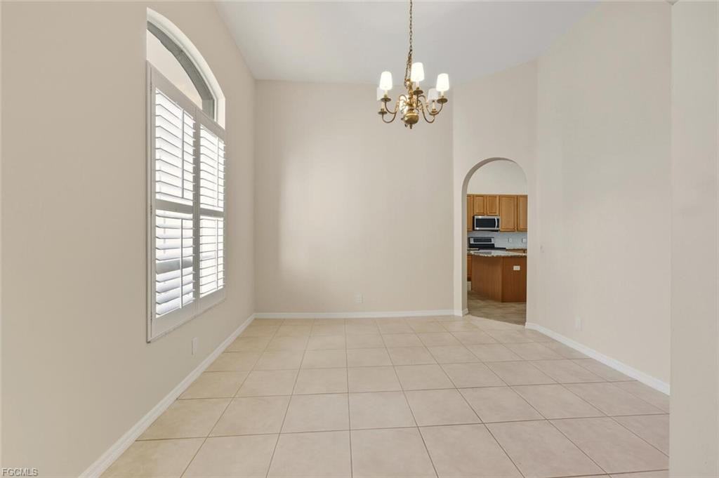 366 Burnt Pine Dr - Photo 4 of 8