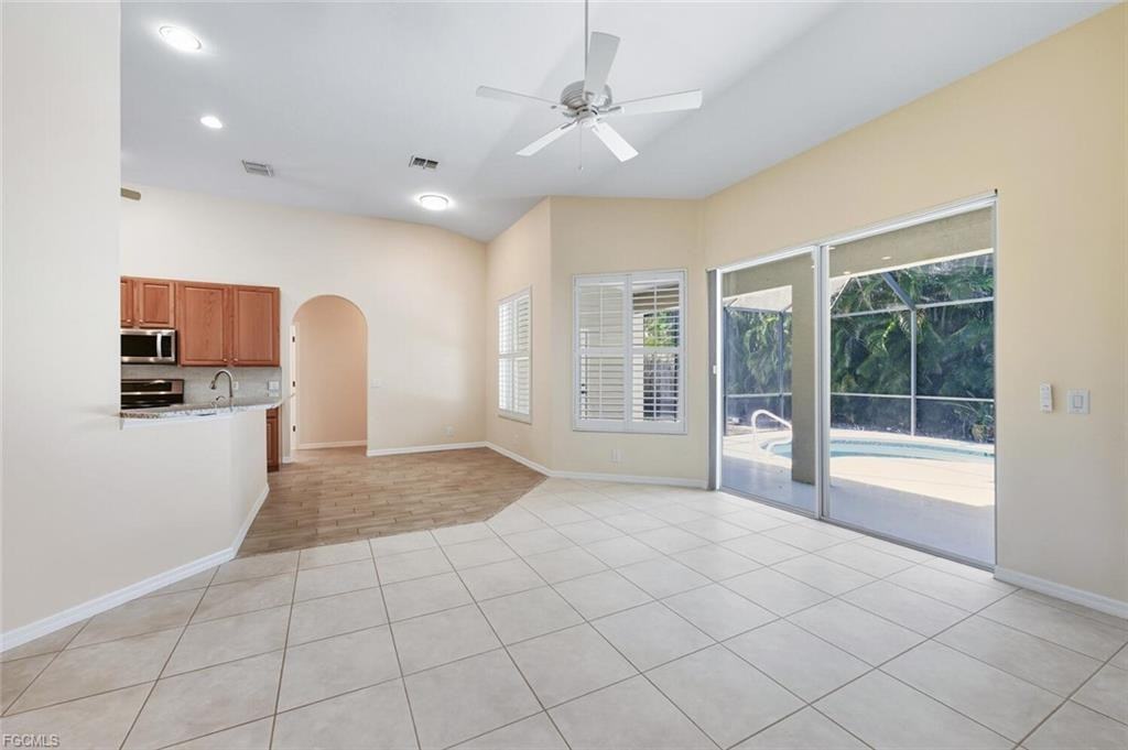 366 Burnt Pine Dr - Photo 7 of 8