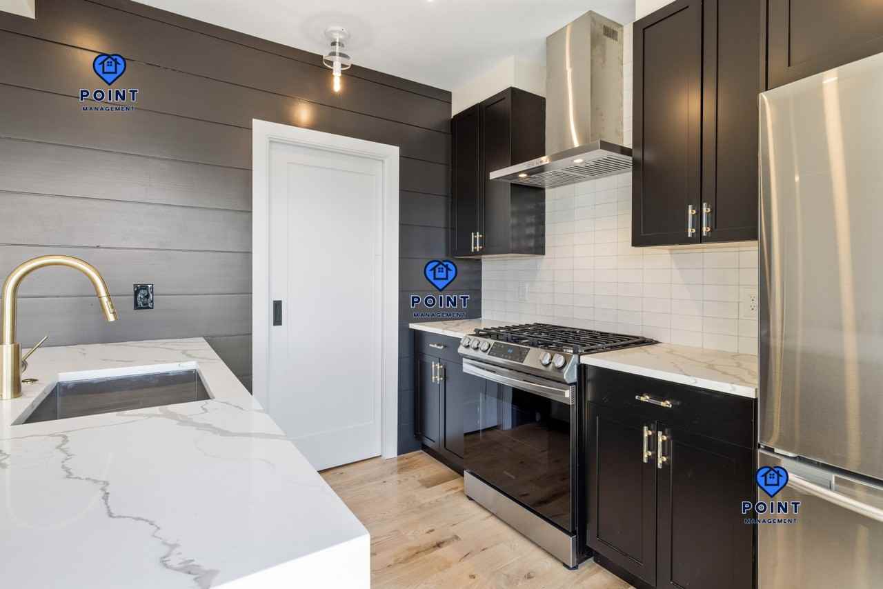 278 Webster St #3 - Photo 5 of 16