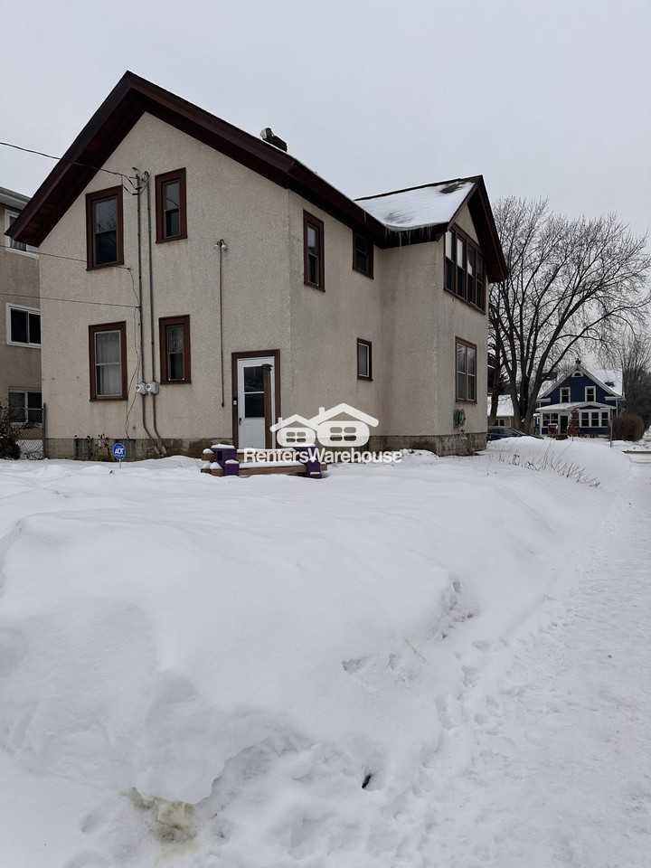 3501 22nd Ave S - Photo 2 of 10