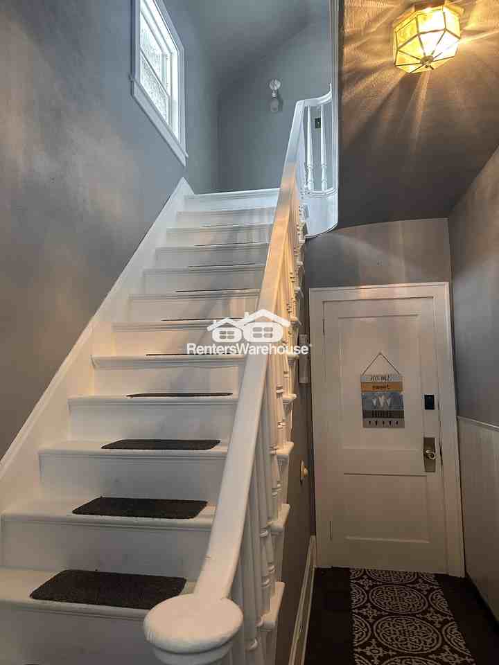 3501 22nd Ave S - Photo 3 of 10