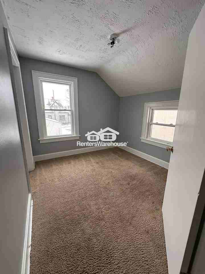 3501 22nd Ave S - Photo 6 of 10